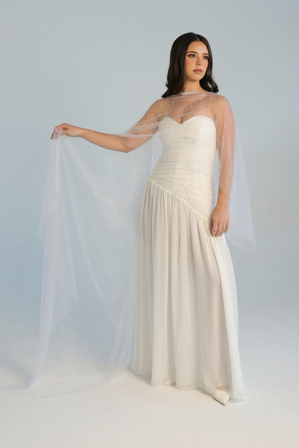Elara bridal dress with Pearl veil extended, full-length view